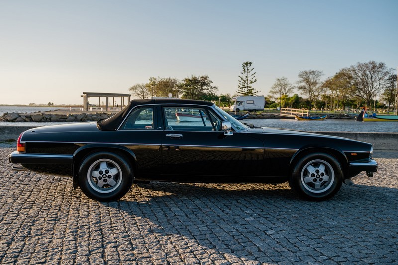 1988 Jaguar XJ-SC V12 295HP